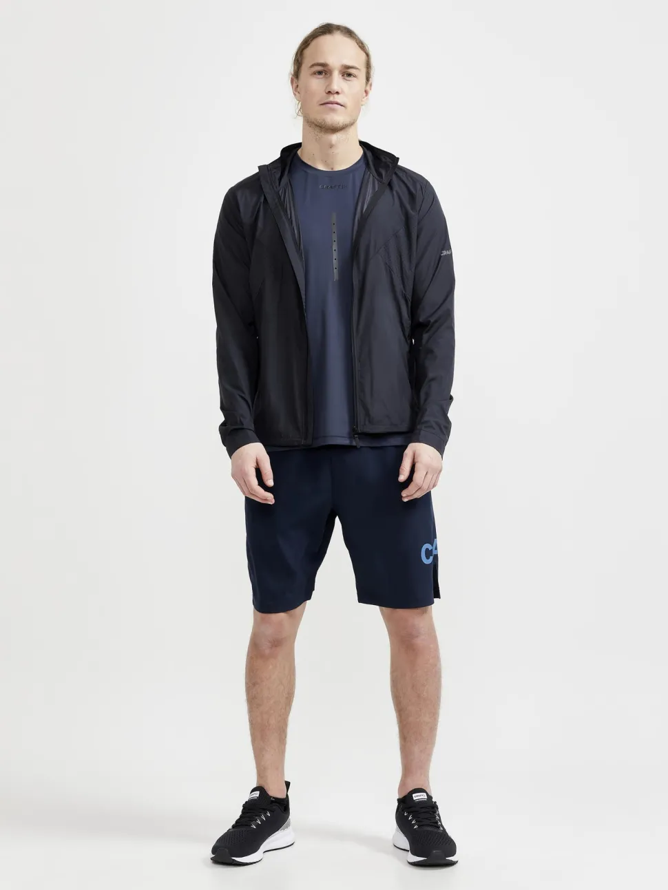 MEN'S ADV ESSENCE WIND JACKET - Black