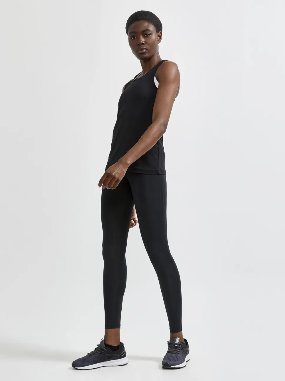 WOMEN'S ADV ESSENCE TRAINING SINGLET