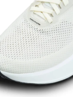 WOMEN'S NORDLITE ULTRA RUNNING SHOE